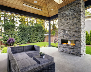 Kustom Decks LLC Decks & Patio Services